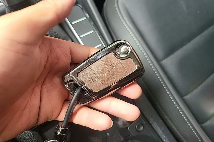 Used Volkswagen Sagitar 2020 280TSI DSG Comfort Version China VI Standard Vehicle Key