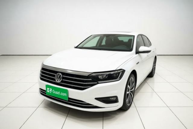Ojetý Volkswagen Sagitar 2020 200TSI DSG Comfort Version China VI Standard