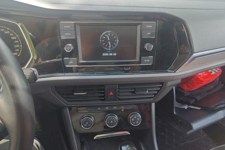 Used Volkswagen Sagitar 2020 200TSI DSG Comfort Version China VI Standard Audio And AC Panel