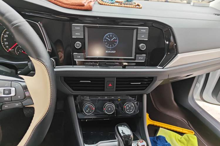 Used Volkswagen Sagitar 2020 200TSI DSG Comfort Version China VI Standard Audio And AC Panel