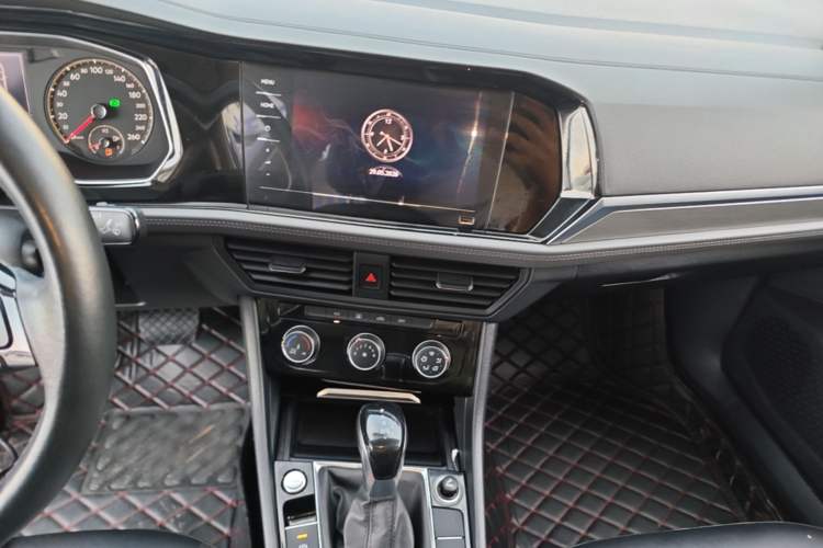 Used Volkswagen Sagitar 2020 280TSI DSG Comfort Version China VI Standard Audio And AC Panel