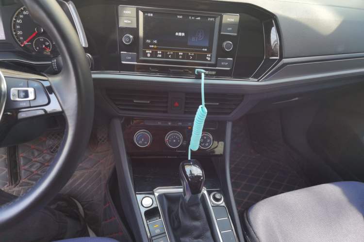Used Volkswagen Sagitar 2020 200TSI DSG Comfort Version China VI Standard Audio And AC Panel