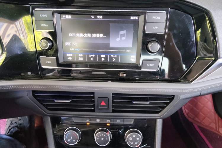 Used Volkswagen Sagitar 2020 280TSI DSG Comfort Version China VI Standard Audio And AC Panel
