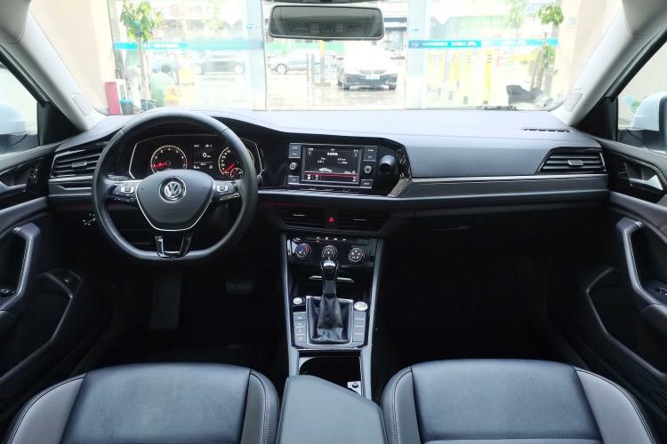 Used Volkswagen Sagitar 2020 280TSI DSG Comfort Version China VI Standard Audio And AC Panel