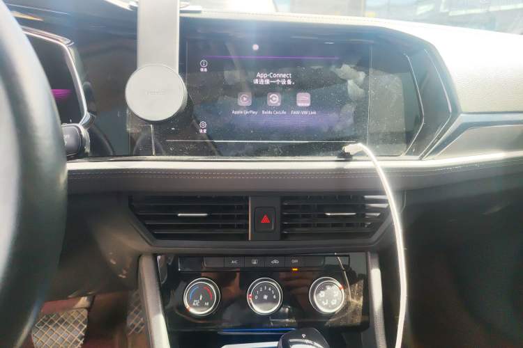 Used Volkswagen Sagitar 2020 280TSI DSG Comfort Version China VI Standard Audio And AC Panel