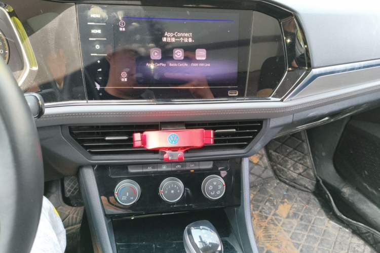Used Volkswagen Sagitar 2020 280TSI DSG Comfort Version China VI Standard Audio And AC Panel