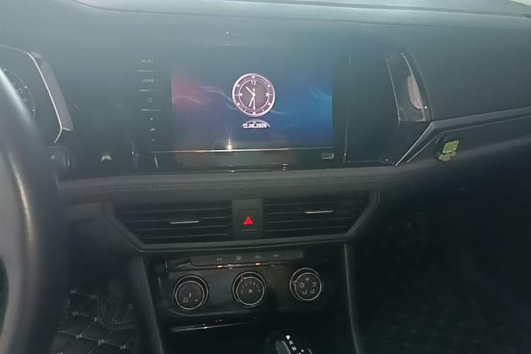 Used Volkswagen Sagitar 2020 280TSI DSG Comfort Version China VI Standard Audio And AC Panel