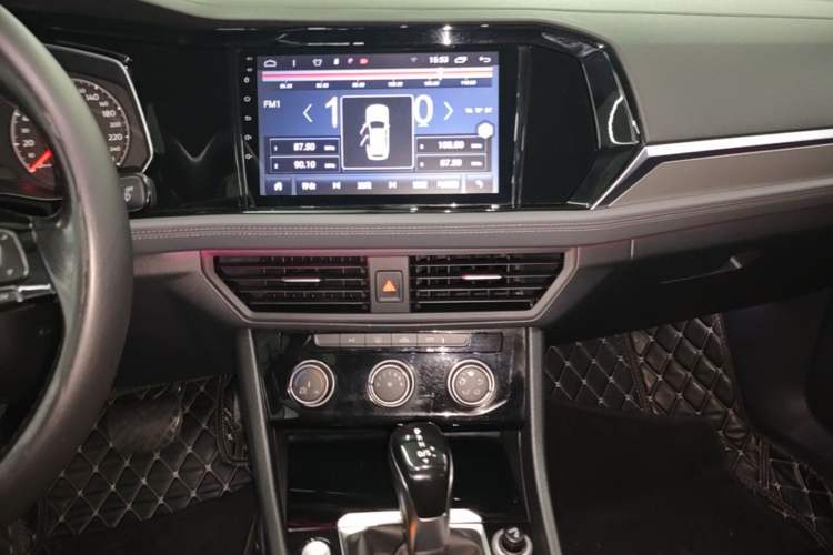 Used Volkswagen Sagitar 2020 280TSI DSG Comfort Version China VI Standard Audio And AC Panel