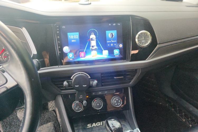 Used Volkswagen Sagitar 2020 280TSI DSG Comfort Version China VI Standard Audio And AC Panel