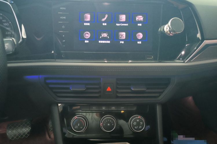 Used Volkswagen Sagitar 2020 280TSI DSG Comfort Version China VI Standard Audio And AC Panel