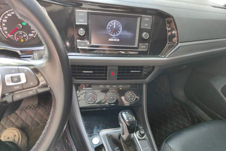 Used Volkswagen Sagitar 2020 280TSI DSG Comfort Version China VI Standard Audio And AC Panel