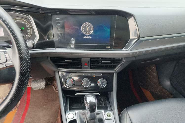 Used Volkswagen Sagitar 2020 280TSI DSG Comfort Version China VI Standard Audio And AC Panel