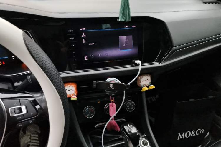 Used Volkswagen Sagitar 2020 280TSI DSG Comfort Version China VI Standard Audio And AC Panel