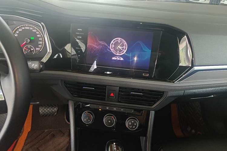 Used Volkswagen Sagitar 2020 280TSI DSG Comfort Version China VI Standard Audio And AC Panel