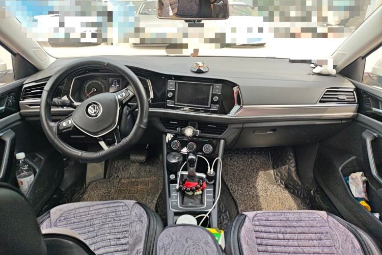 Used Volkswagen Sagitar 2020 280TSI DSG Comfort Version China VI Standard Center Console
