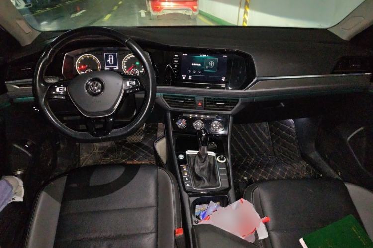 Used Volkswagen Sagitar 2020 280TSI DSG Comfort Version China VI Standard Center Console
