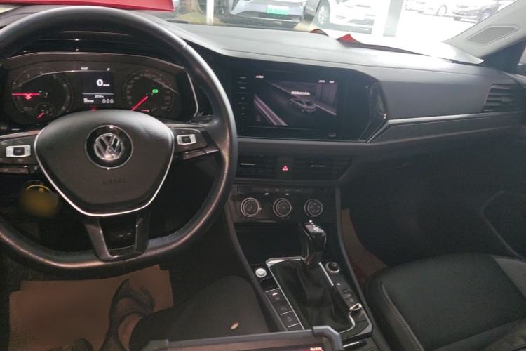Used Volkswagen Sagitar 2020 280TSI DSG Comfort Version China VI Standard Center Console