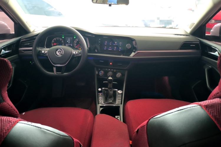 Used Volkswagen Sagitar 2020 280TSI DSG Comfort Version China VI Standard Center Console