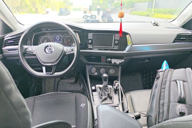 Used Volkswagen Sagitar 2020 280TSI DSG Comfort Version China VI Standard Center Console