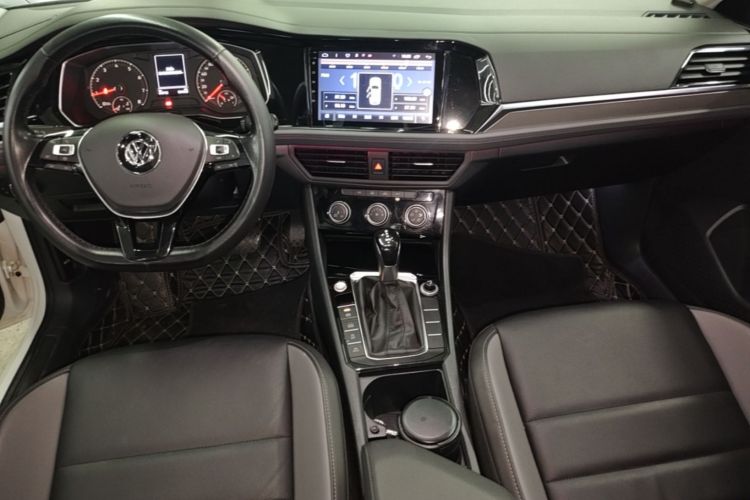 Used Volkswagen Sagitar 2020 280TSI DSG Comfort Version China VI Standard Center Console