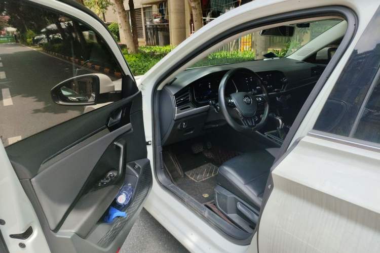 Used Volkswagen Sagitar 2020 280TSI DSG Comfort Version China VI Standard Driver Seat