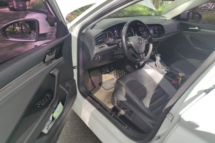 Used Volkswagen Sagitar 2020 280TSI DSG Comfort Version China VI Standard Driver Seat