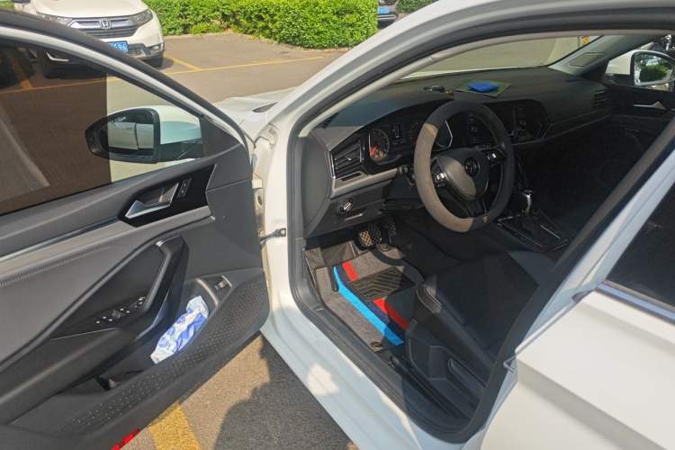 Used Volkswagen Sagitar 2020 280TSI DSG Comfort Version China VI Standard Driver Seat