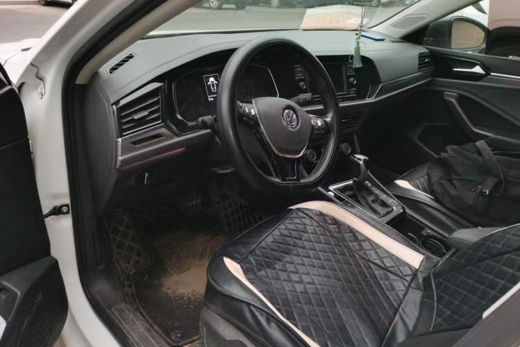 Used Volkswagen Sagitar 2020 200TSI DSG Comfort Version China VI Standard Driver Seat