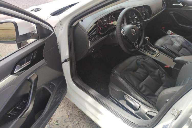 Used Volkswagen Sagitar 2020 280TSI DSG Comfort Version China VI Standard Driver Seat