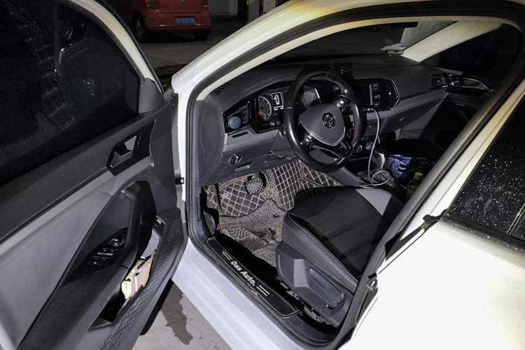 Used Volkswagen Sagitar 2020 280TSI DSG Comfort Version China VI Standard Driver Seat