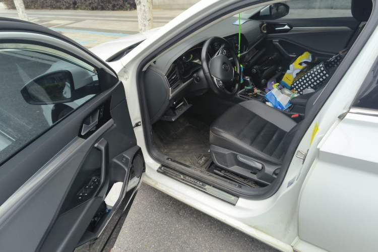 Used Volkswagen Sagitar 2020 200TSI DSG Comfort Version China VI Standard Driver Seat