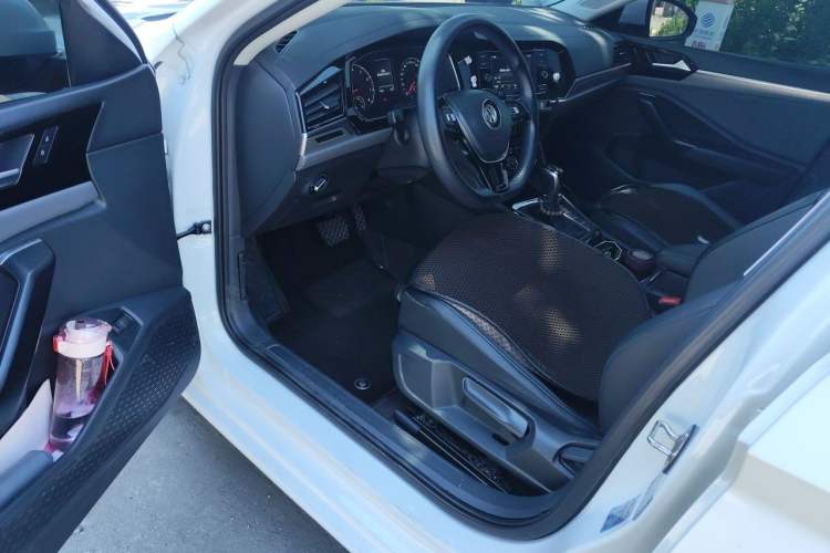Used Volkswagen Sagitar 2020 280TSI DSG Comfort Version China VI Standard Driver Seat