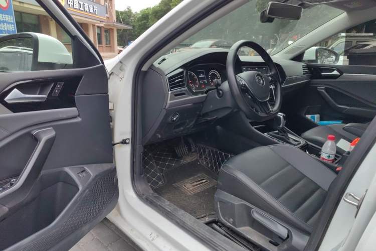 Used Volkswagen Sagitar 2020 280TSI DSG Luxury Version China VI Standard Driver Seat