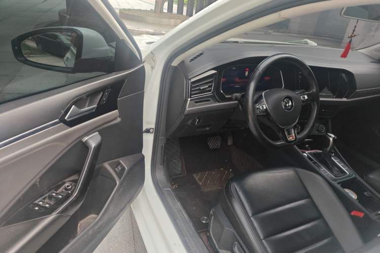 Used Volkswagen Sagitar 2020 280TSI DSG Comfort Version China VI Standard Driver Seat
