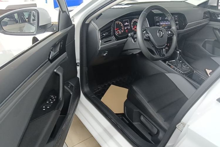 Used Volkswagen Sagitar 2020 280TSI DSG Comfort Version China VI Standard Driver Seat