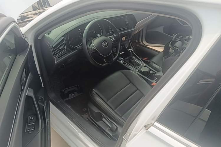 Used Volkswagen Sagitar 2020 280TSI DSG Comfort Version China VI Standard Driver Seat