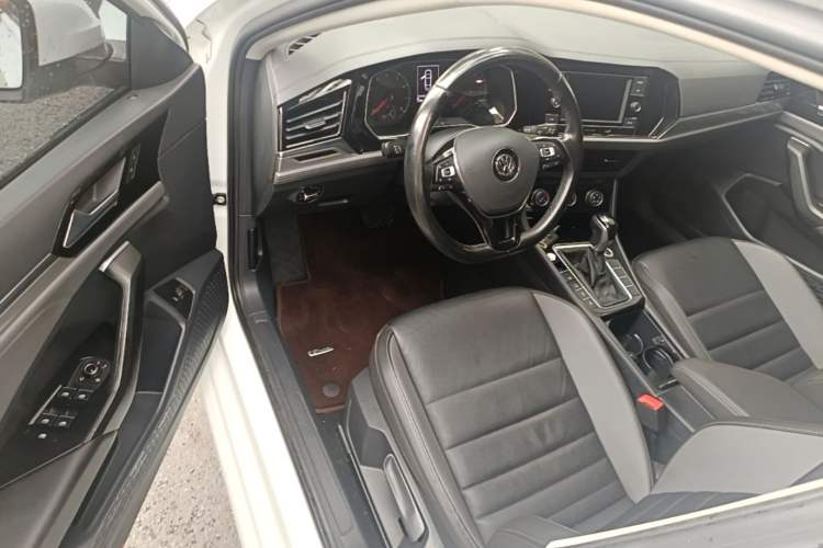 Used Volkswagen Sagitar 2020 280TSI DSG Comfort Version China VI Standard Driver Seat