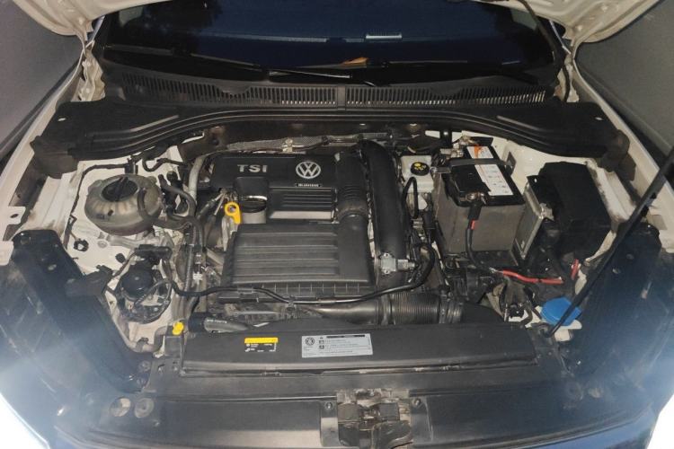 Used Volkswagen Sagitar 2020 200TSI DSG Comfort Version China VI Standard Engine Bay