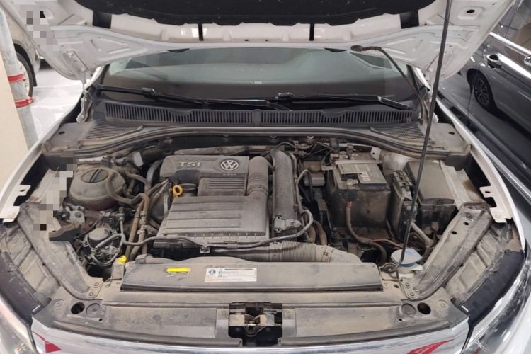 Used Volkswagen Sagitar 2020 200TSI DSG Comfort Version China VI Standard Engine Bay