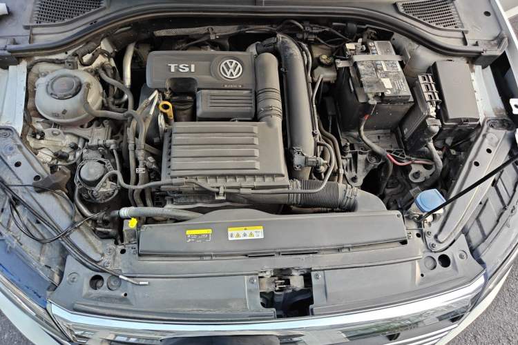 Used Volkswagen Sagitar 2020 280TSI DSG Comfort Version China VI Standard Engine Bay