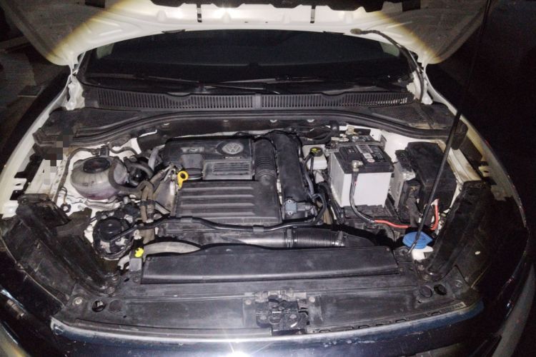 Used Volkswagen Sagitar 2020 200TSI DSG Comfort Version China VI Standard Engine Bay