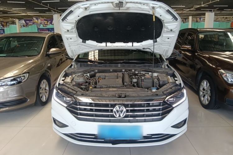 Used Volkswagen Sagitar 2020 280TSI DSG Comfort Version China VI Standard Engine Bay