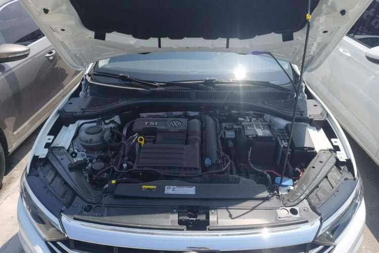 Used Volkswagen Sagitar 2020 280TSI DSG Comfort Version China VI Standard Engine Bay