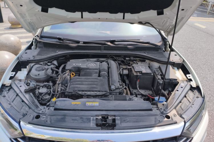 Used Volkswagen Sagitar 2020 280TSI DSG Comfort Version China VI Standard Engine Bay