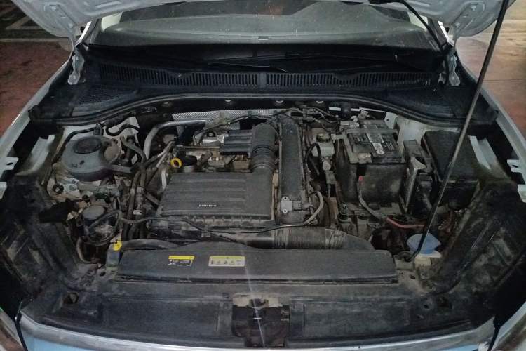 Used Volkswagen Sagitar 2020 280TSI DSG Comfort Version China VI Standard Engine Bay