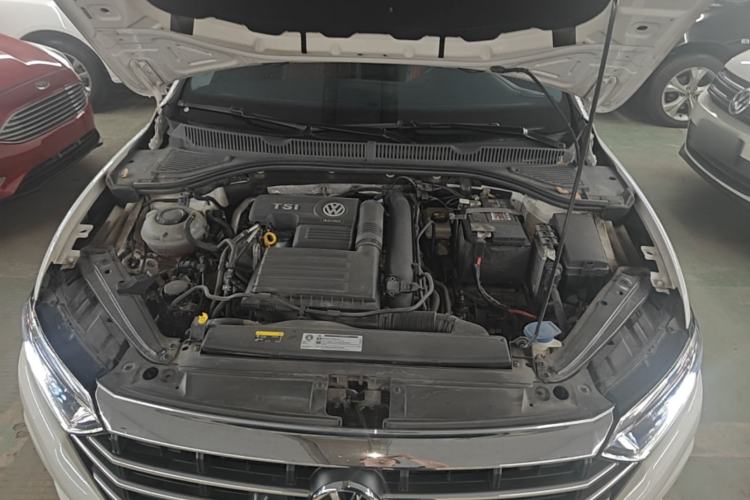 Used Volkswagen Sagitar 2020 280TSI DSG Comfort Version China VI Standard Engine Bay