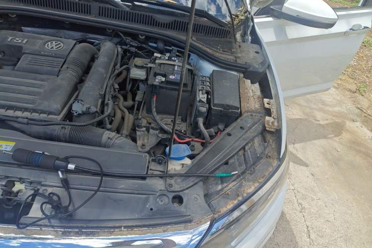 Used Volkswagen Sagitar 2020 200TSI DSG Comfort Version China VI Standard Engine Bay Left