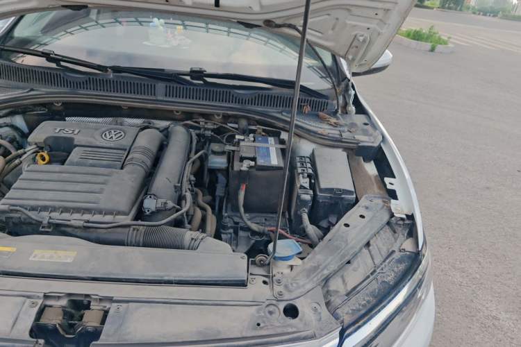 Used Volkswagen Sagitar 2020 280TSI DSG Comfort Version China VI Standard Engine Bay Left