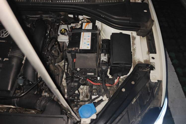 Used Volkswagen Sagitar 2020 200TSI DSG Comfort Version China VI Standard Engine Bay Left