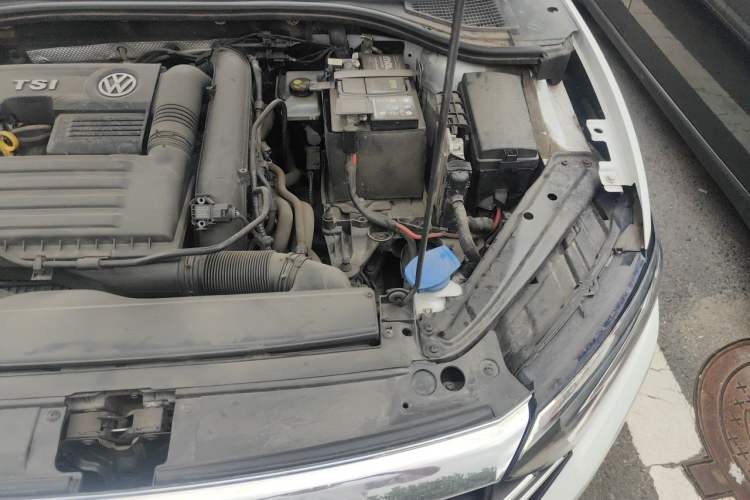 Used Volkswagen Sagitar 2020 280TSI DSG Comfort Version China VI Standard Engine Bay Left